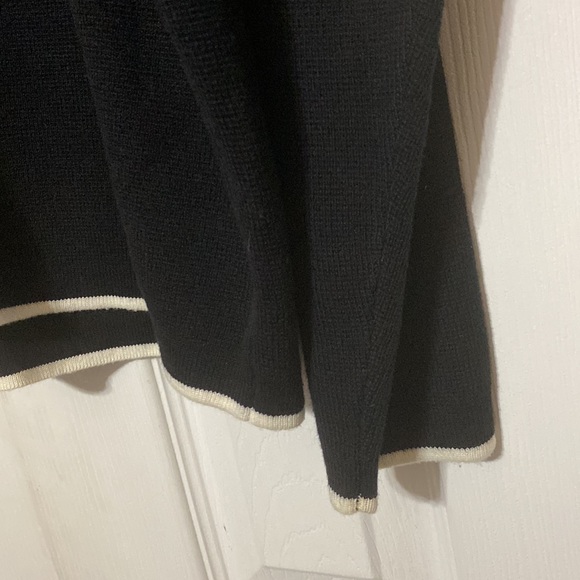 Geoffrey Beene Mens pullover v-neck long sleeve sweater; size: Medium - Picture 4 of 5